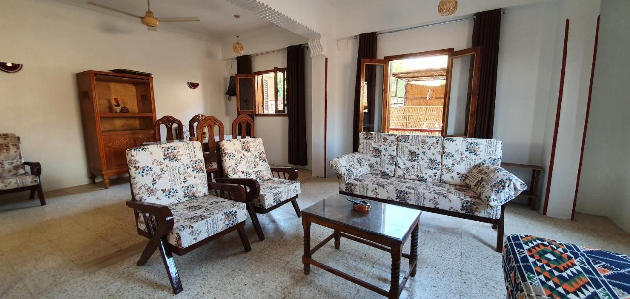 Ferienwohnung Nile View Panoramique And Garden West Bank Luxor Exterior foto